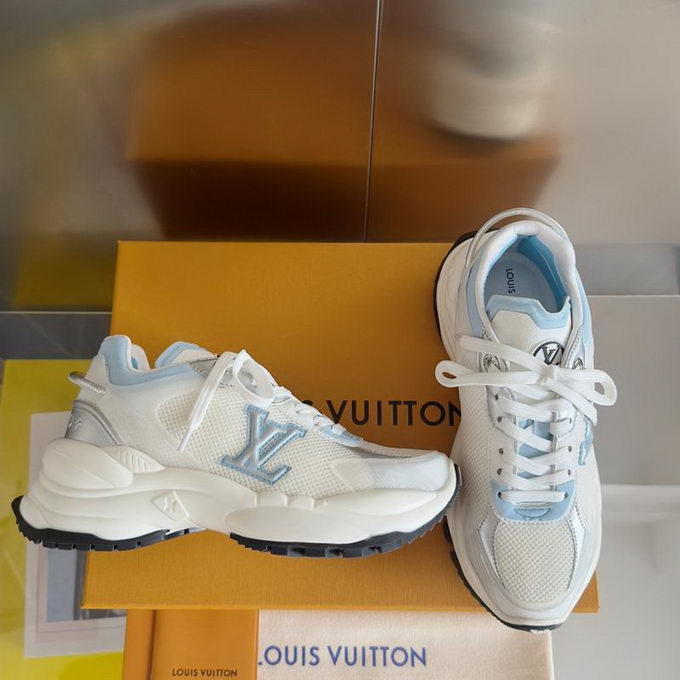 Louis Vuitton Sneakers Wmns ID:20250217-115